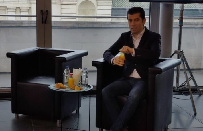 Пускайки Северна Македония по пътя към Европа не е пускане